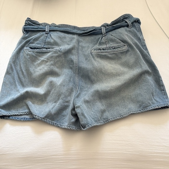 Reitmans “The Super High Rise” Denim Shorts - Picture 2 of 3